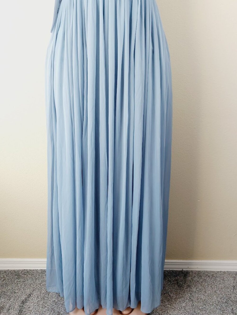 Azazie Women's Dusty Blue Calla Stretch-Mesh Long Maxi Bridesmaid Dress Size 10 - Picture 4 of 16